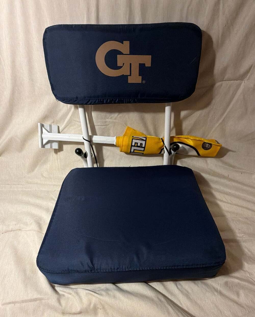 NCAA Georgia Tech Yellow Jackets Stadium Seat Cushion with Back Support & Flag
